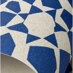 Détail de matière et finition de Zellige bleu cobalt